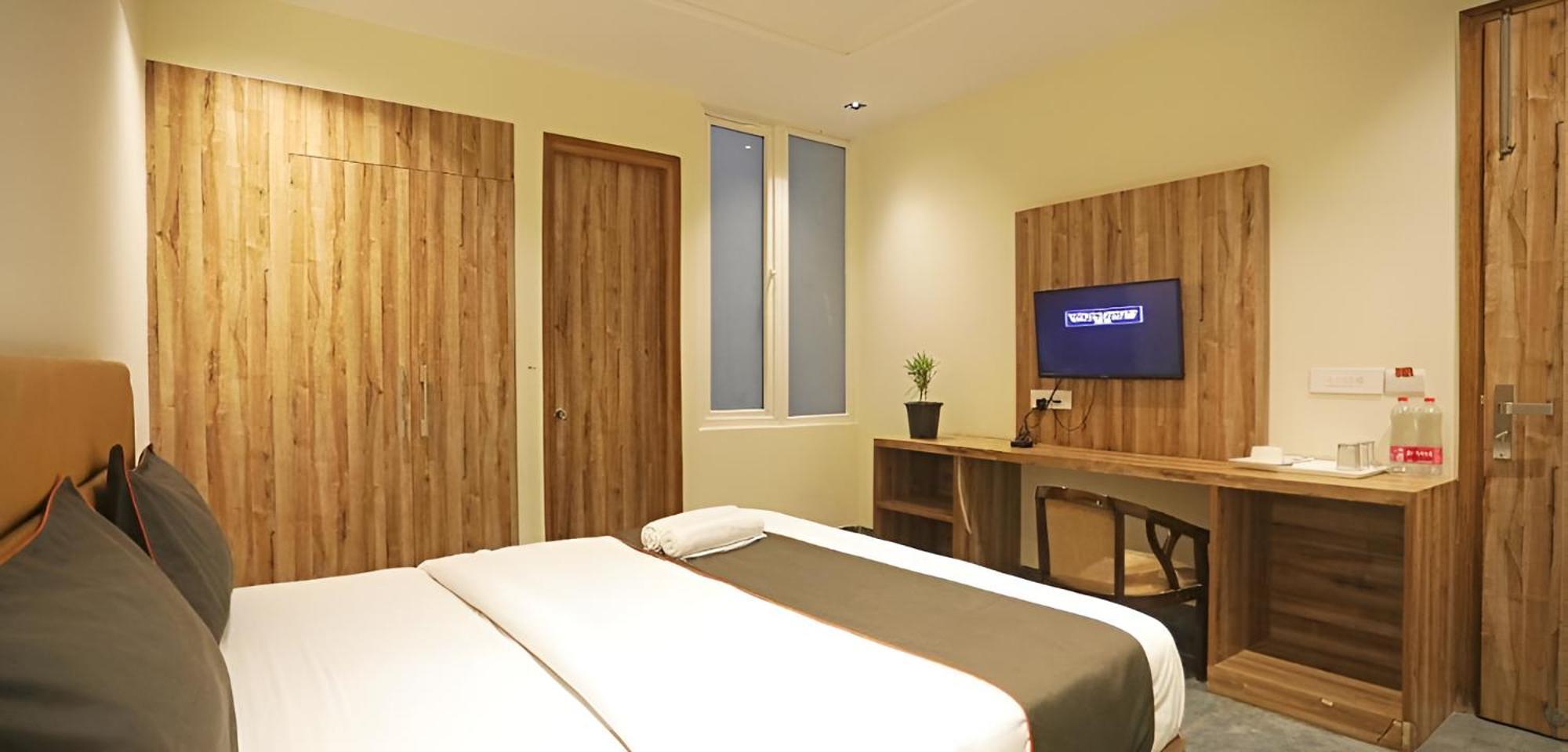 Goodluck House Near Terminal 3 Igi Airport Otel Yeni Delhi Dış mekan fotoğraf